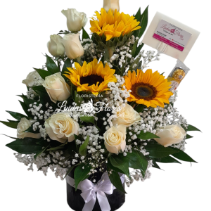 Arreglo floral En Rosas Blancas