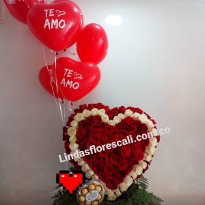 Rosas En corazón Aniversario Cali