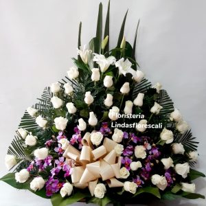Abanico Fúnebre Rosas y Orquideas en Cali