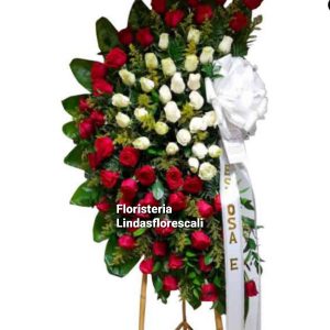 Corona fúnebre media luna