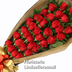 Ramo De Rosas Lindas 