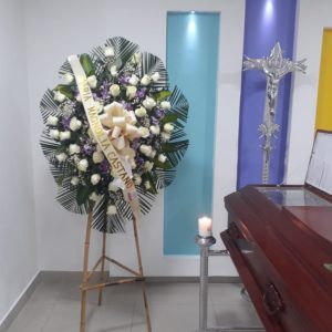 Fúnebre Desde La Distancia