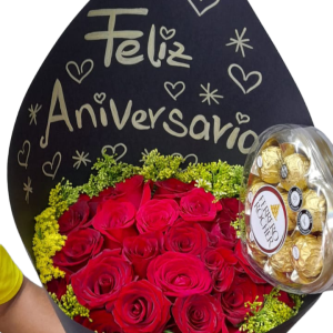 Bouquet De Rosas y Chocolates FELIZ DIA