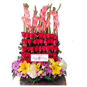 Arreglo Floral Especial Feliz Dia