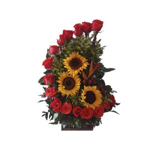 Ramo De Rosas Y Girasoles